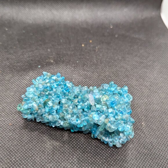 Apatite Chip Stretch Bracelet - Picture 4 of 5